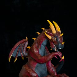 Feuerdrachen Skulptur