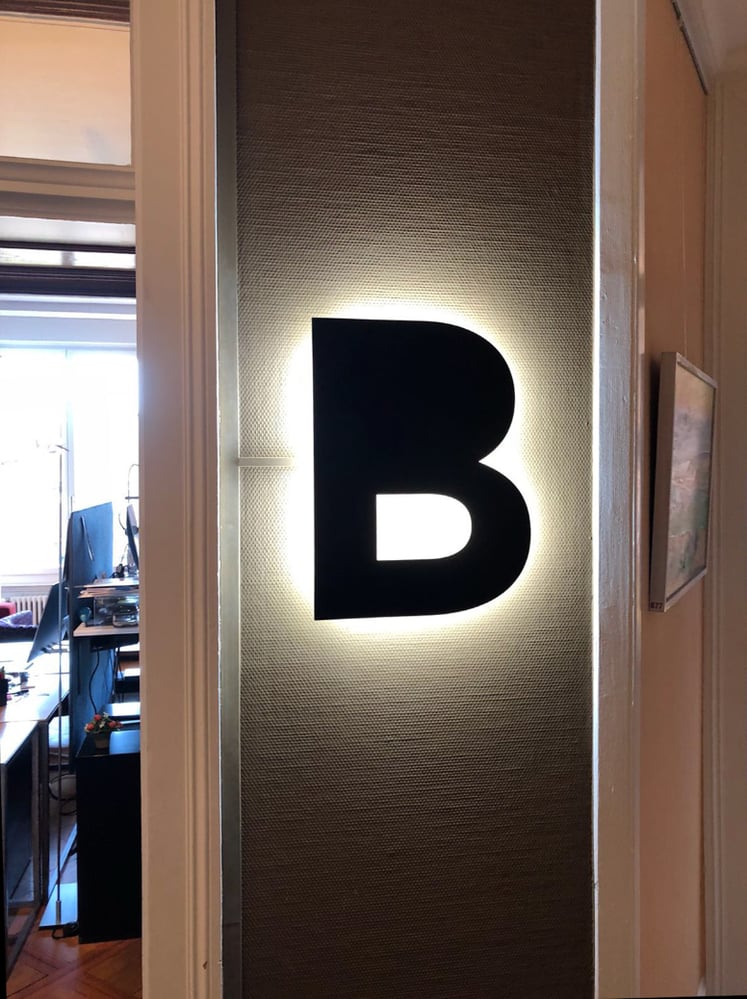 Bernet Relations AG, Lampe