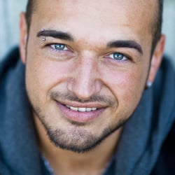 Lars Becker Ken Wagner