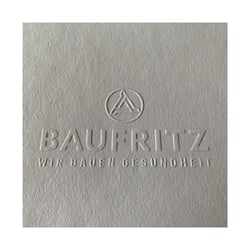 Hochprägung Logo auf Cover