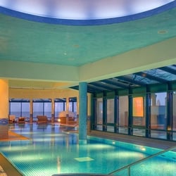 Schwimmhalle des Strandhotels Bansin (2)