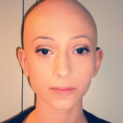 Glatze, Modell: Hannah