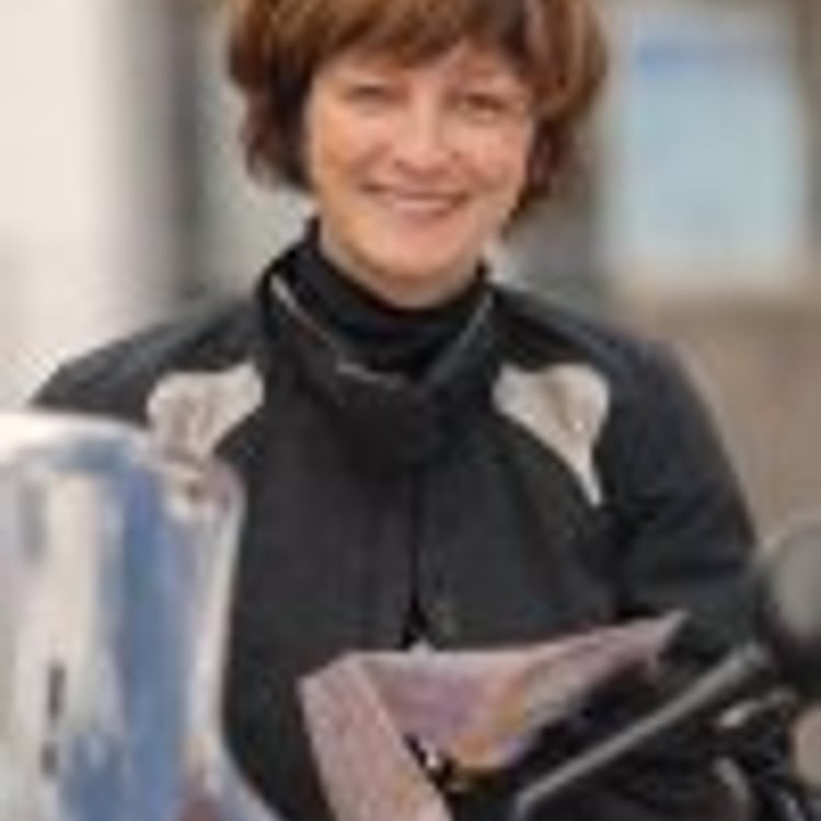 Anne Bauer