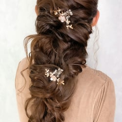 hairstyling
