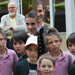 Eine Person aus dem Foto retuschiert