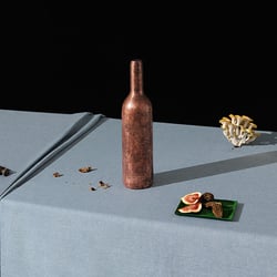 Aging Winebottle Retouch, Colourgrading & Retusche