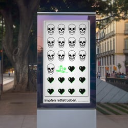 Screen-Werbung für eine Covid-Impfkampagne, eingereicht als Teil eines Wettbewerbs der WKO