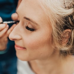 getting ready, wedding day