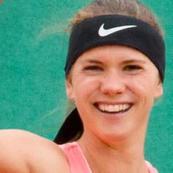 Katalog Nike 2018 – Nike Court Team Wear