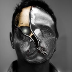Selbstportrait – in my skin…