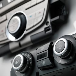 Auto Int Konsolen 0001