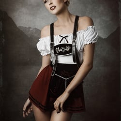 dirndlgirl