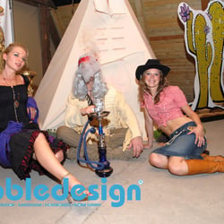 Girlies vor Gobbledesign Kaktee