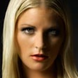 Dieses Bild ist aus meiner Akt Fotostrecke -Sensual Instruments-