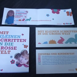Zeitungsanzeige, Broschürencover und Flyer