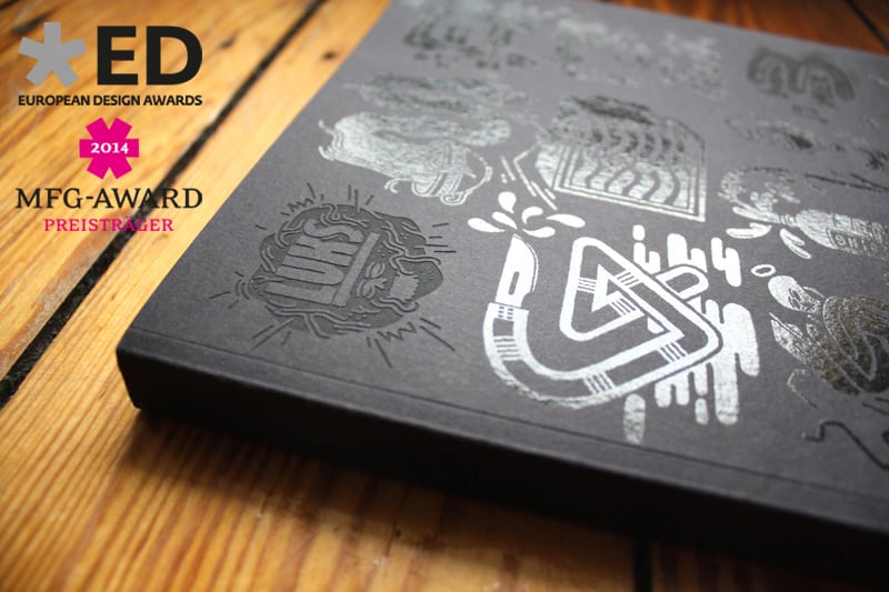 Cover (Christoph Kleinstück) mit UV-Lack und Lasergravur.