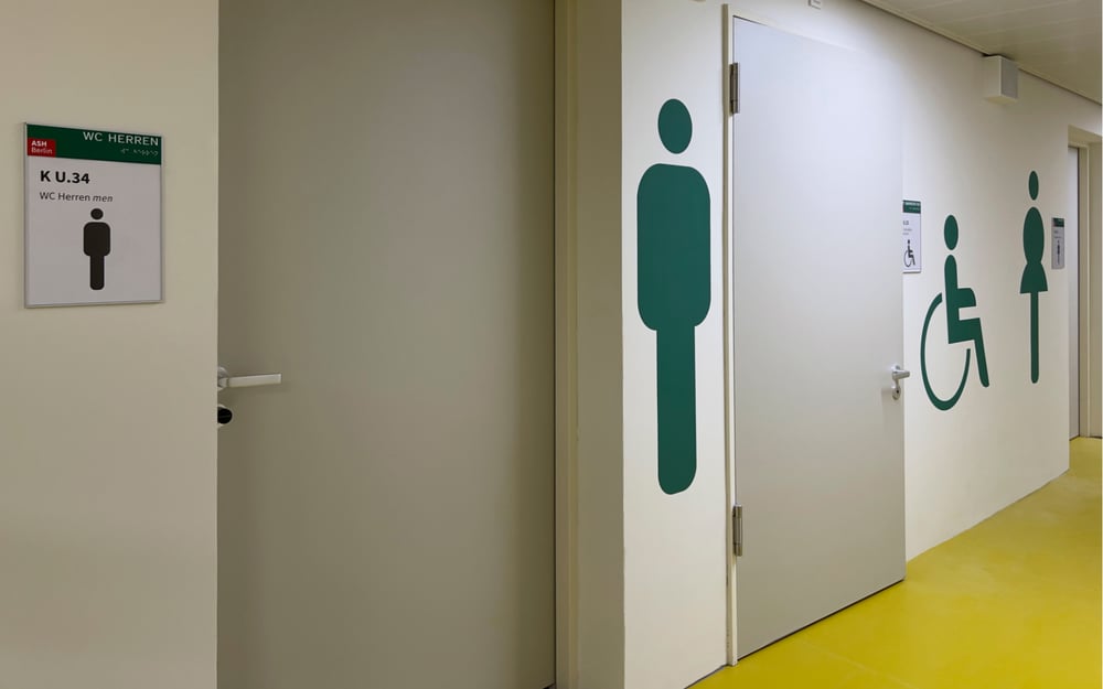 Piktogrammgestaltung und Braille-Türbeschriftung ASH Hochschule Berlin