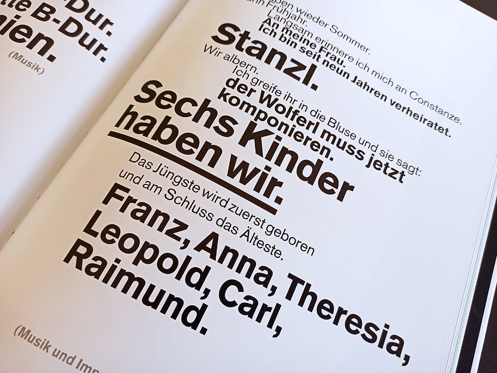 Typografische Inszenierung des Theaterstücks »Mozart bist Du« von Matthias Dix, mit Bildern von Wolf-Dieter Pfennig