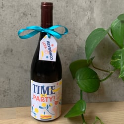 Freebies zum Firmengeburtstag: Flaschen-Etiketten und Geschenk-Anhänger
