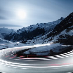 Alpenpass Gebirgsstraße Kurve