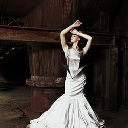 Foto: Ralph Man Photography﻿ Model: Rau Na﻿  modeldistrict﻿ Styling & MUA: Musitowski Styling&Design﻿ Mode: FARYS﻿ ents