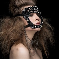 Editorial „Warrior“