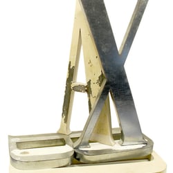 Eine kleine Auswahl der 55 ca. 42cm grossen Lettern.