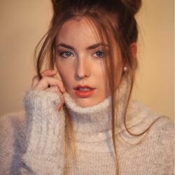 Hair & Make-up