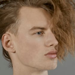 Carolin Claßen – Janik Osthöver – Julian – Julia Seifert