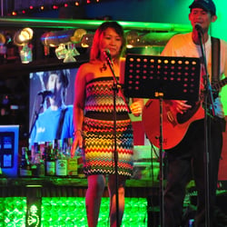 Filipino Band live in Manila