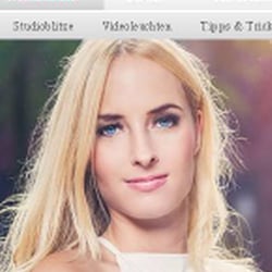 Auf dem Bild ist Model Carmen Ck