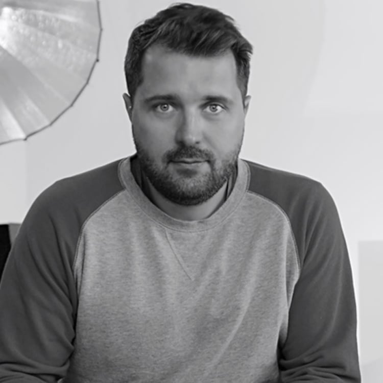 Nik v. Flotow