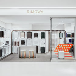 Rimowa PopUp Store Alsterhaus