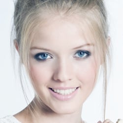 young bride  Fotografin: Marisa Fernandes Haar- und Make-up Styling: von mir Fashionstyling: von mir