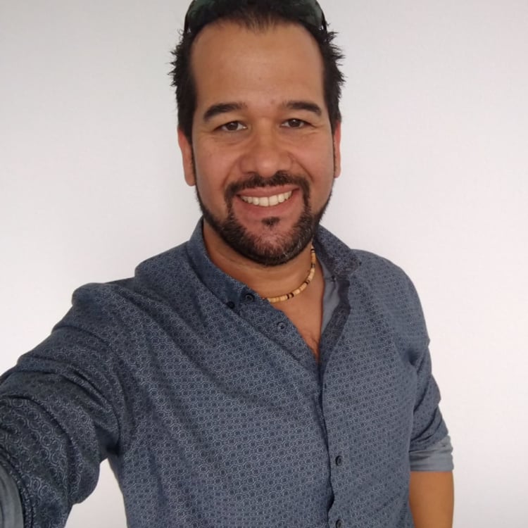 Carlos Medina