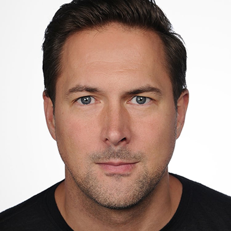 Tim Lötzerich