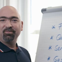 bofrost „Karriere / Chrisovalantis Tsitaouglo“