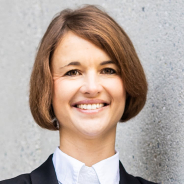 Nadine Mollien