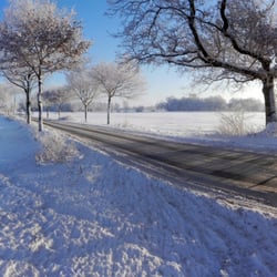 Land schafft Landstraße