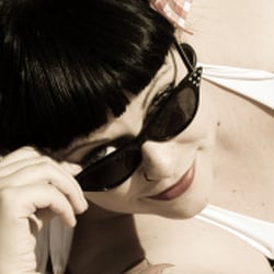 MH beach shoot – April 2011-244
