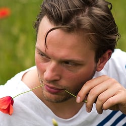 Suche & Sinn, Künstlerportraits eines Schauspielers