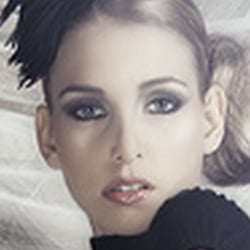 Actress Sina Martens