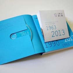 Buch, DVD und Leporello