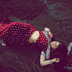 Fotomanipulation: Sari