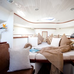 NACHHER – Inszenierung Kajüte – Yachtverkauf, Granz Azur