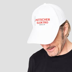 Neu Logo on Kappe Mockup