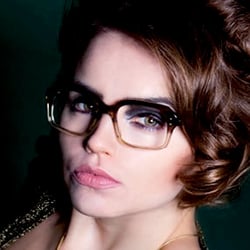 Idea, Make up & Hairstyling by Valerie Claire Bodeux; Photographer: Stefanie Neumann