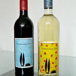 „Weinetiketten Sommer + Winter mit Has´& Igel“ – Auftragsarbeit – 2010