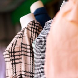 Grayss Langenfeld: Ihr Experte für vielseitige Damenmode