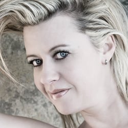 Created & Copyrights by Stephanie Meier